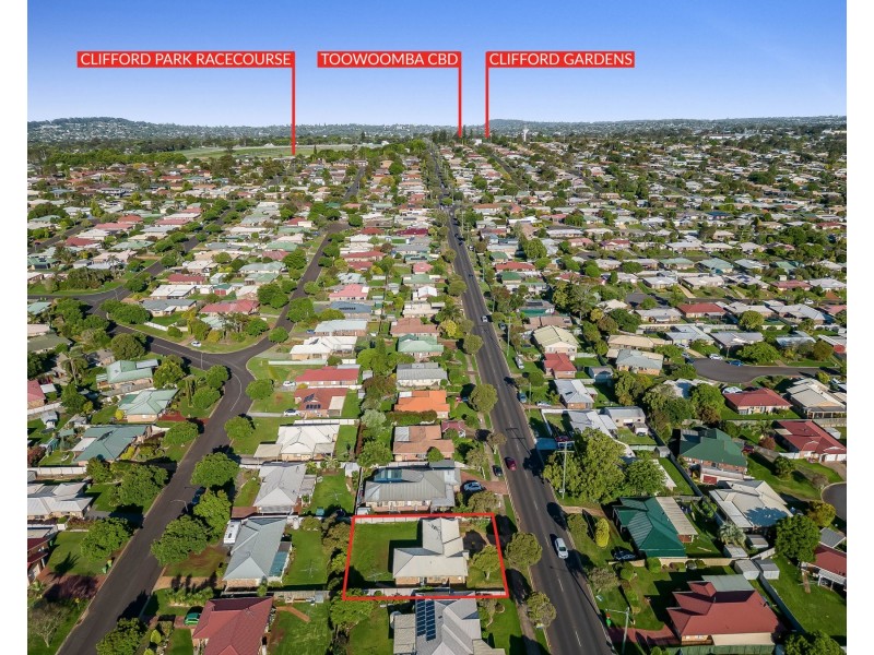 109 Hursley Road, Glenvale QLD 4350