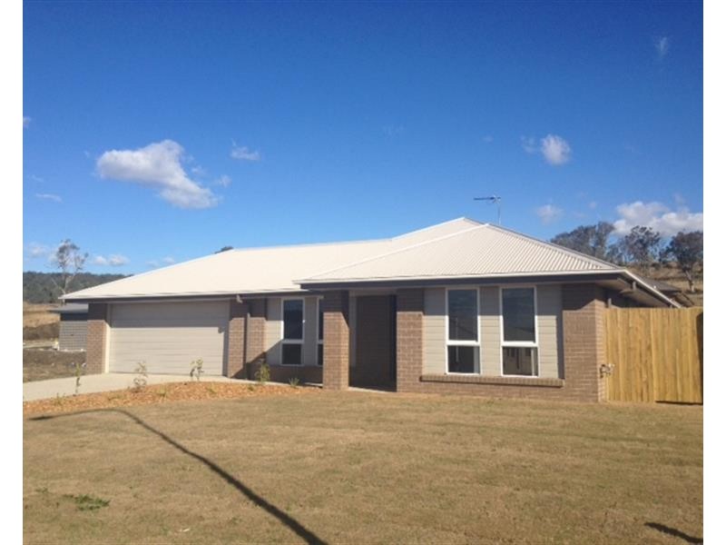 17 Breanna Street, Cotswold Hills QLD 4350