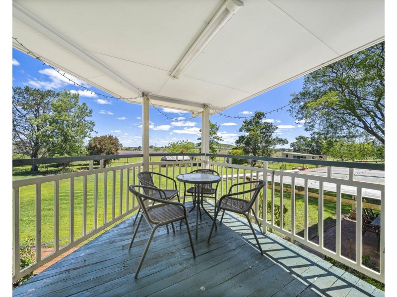 83 Bunkers Hill School Road, Westbrook QLD 4350