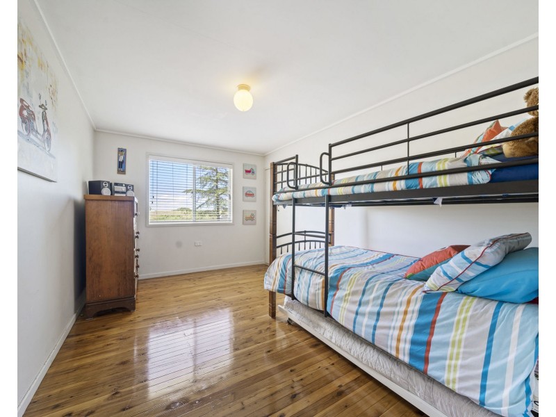 83 Bunkers Hill School Road, Westbrook QLD 4350