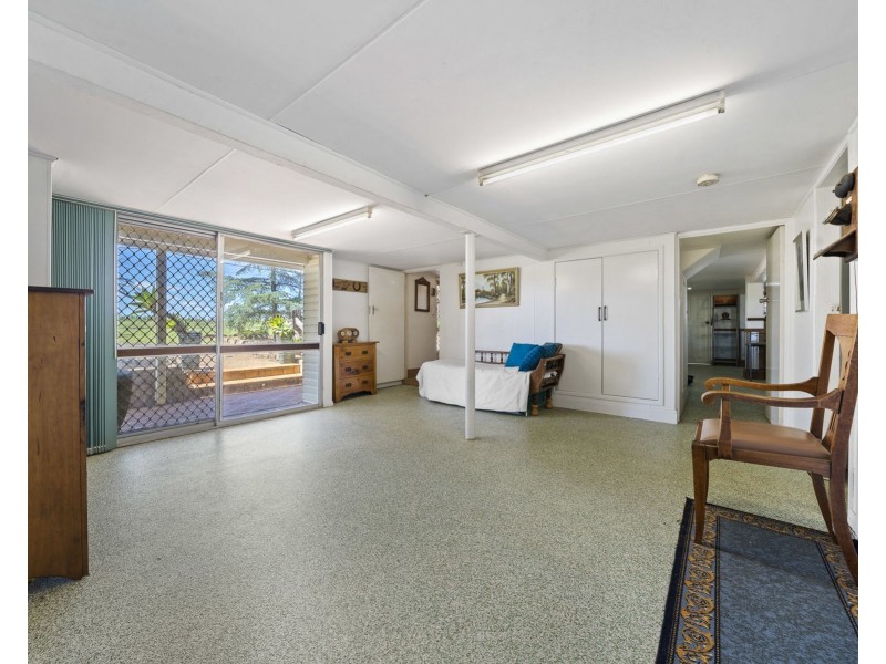 83 Bunkers Hill School Road, Westbrook QLD 4350