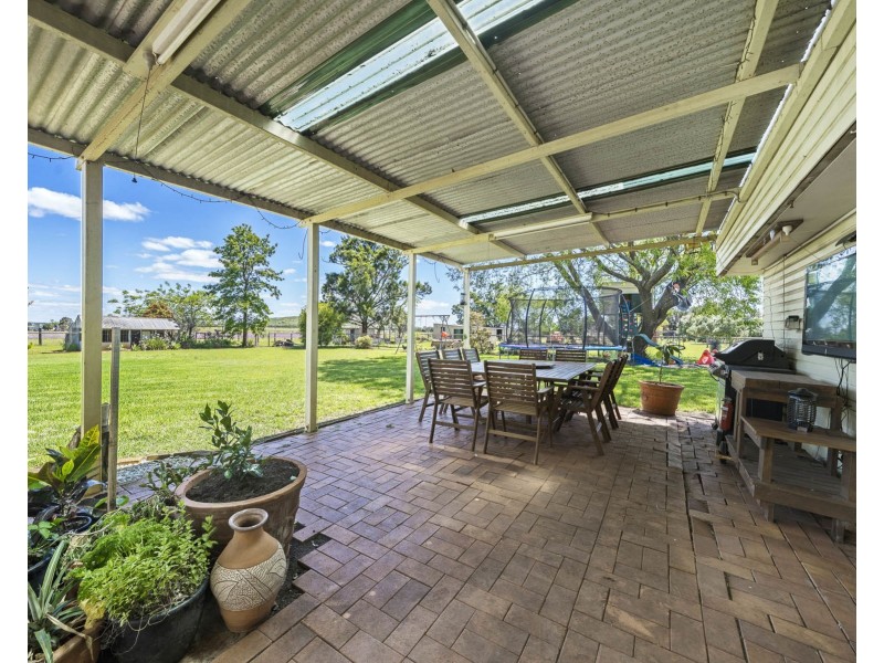 83 Bunkers Hill School Road, Westbrook QLD 4350