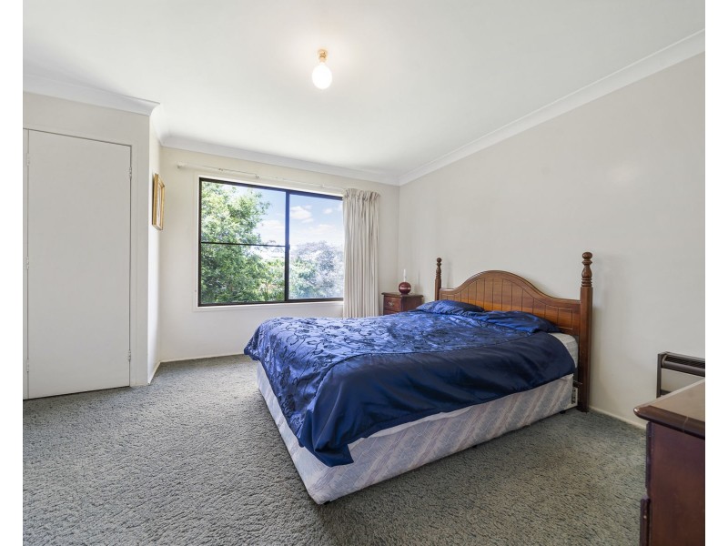 60 Arabian Street, Harristown QLD 4350