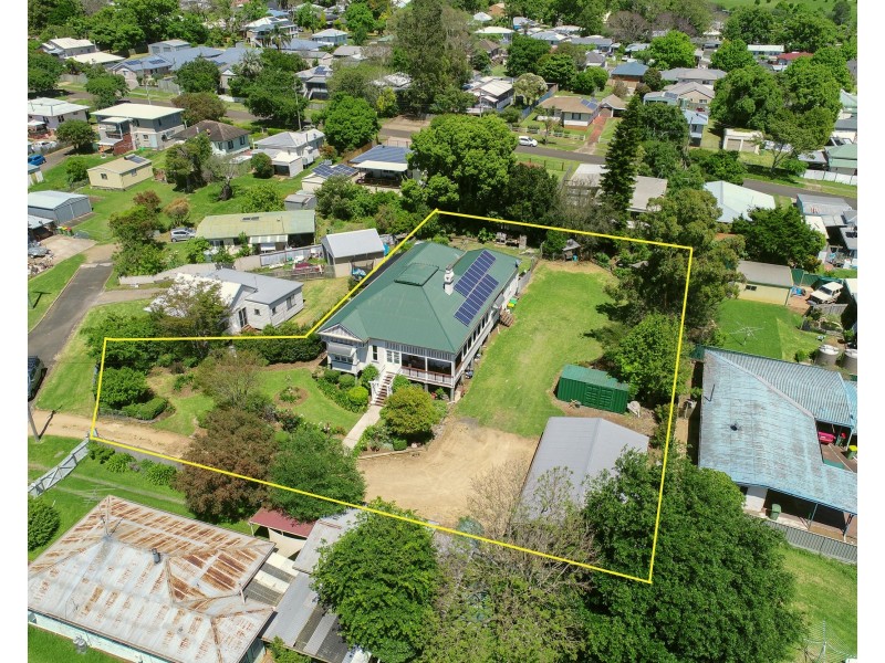 19 Tighe Street, Newtown QLD 4350