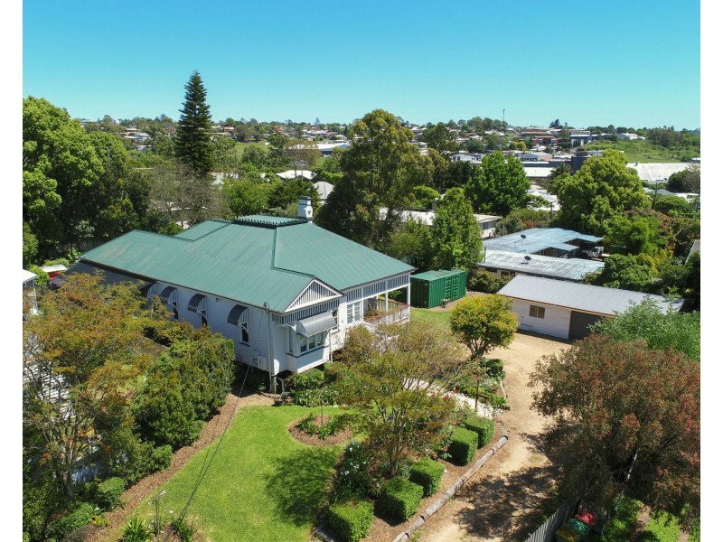 19 Tighe Street, Newtown QLD 4350