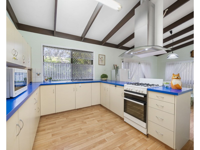 22 Hoey Street, Kearneys Spring QLD 4350