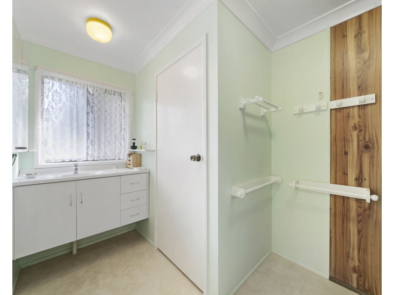 22 Hoey Street, Kearneys Spring QLD 4350