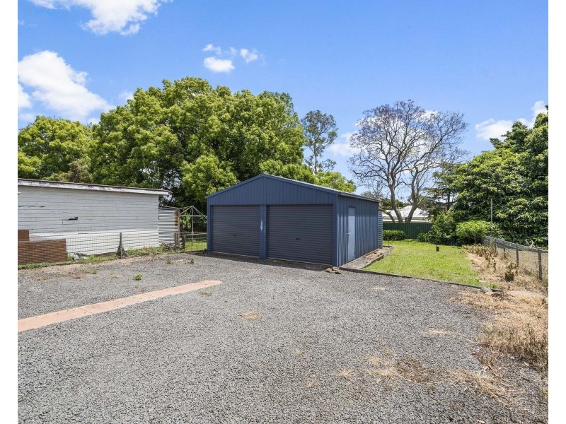 11 Park Street, Wilsonton QLD 4350