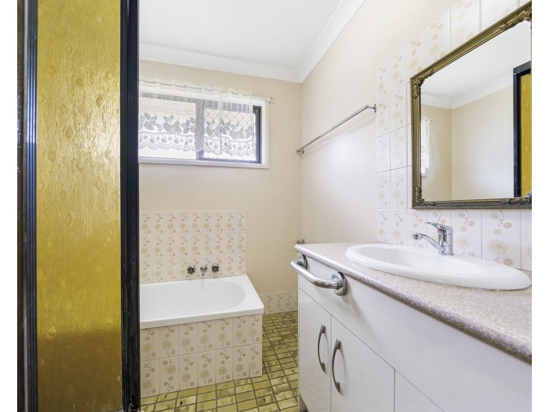 1/11 Cullen Court, Rockville QLD 4350