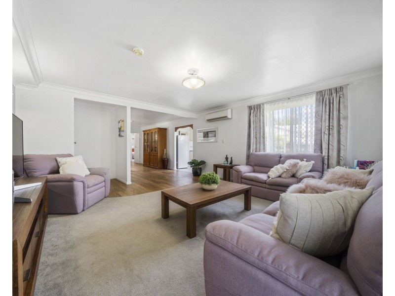 34 Barrymount Crescent, Mount Lofty QLD 4350