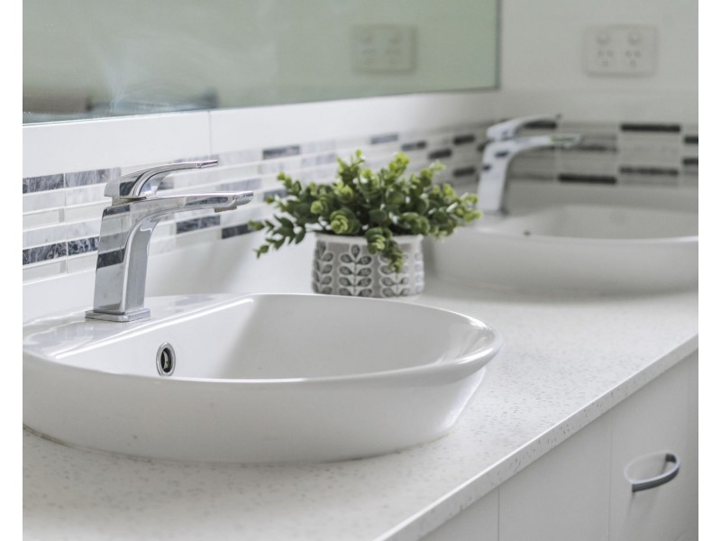 34 Barrymount Crescent, Mount Lofty QLD 4350
