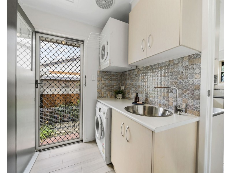 34 Barrymount Crescent, Mount Lofty QLD 4350