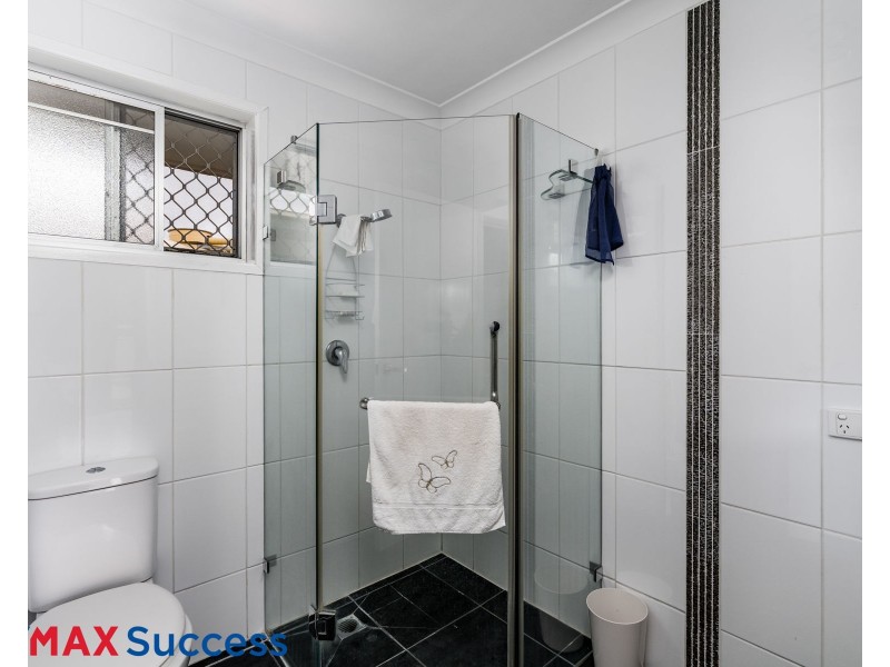 2/26 Knockator Crescent, Centenary Heights QLD 4350