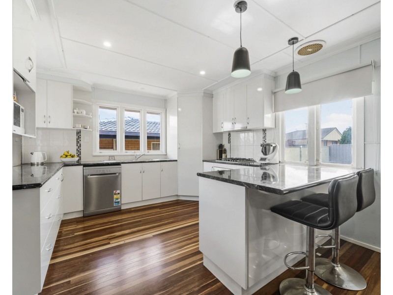 285 Tor Street, Wilsonton QLD 4350