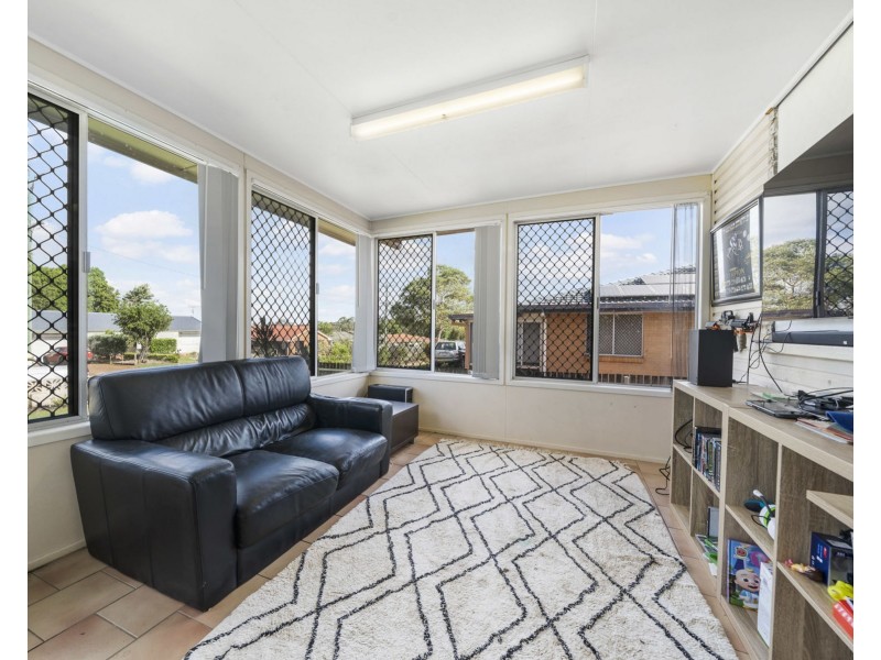 285 Tor Street, Wilsonton QLD 4350