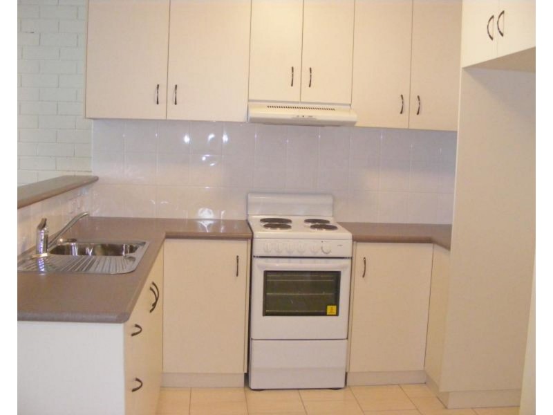 2/2 Kent Street, East Toowoomba QLD 4350