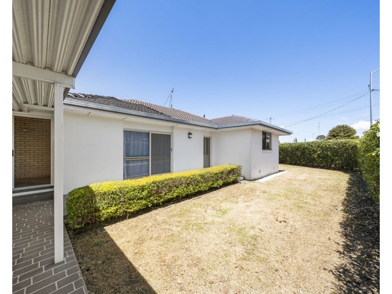 156 Drayton Road, Harristown QLD 4350
