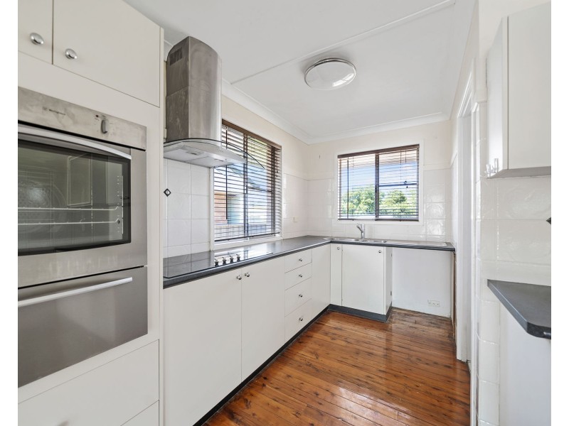 156 Drayton Road, Harristown QLD 4350
