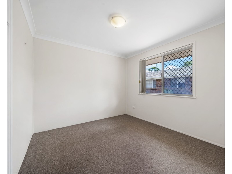 1, 2, 3/24 Warwick Street, Harristown QLD 4350