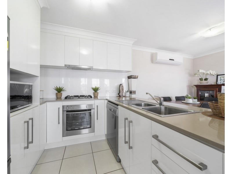 1/16 McMorrow Street, Kearneys Spring QLD 4350