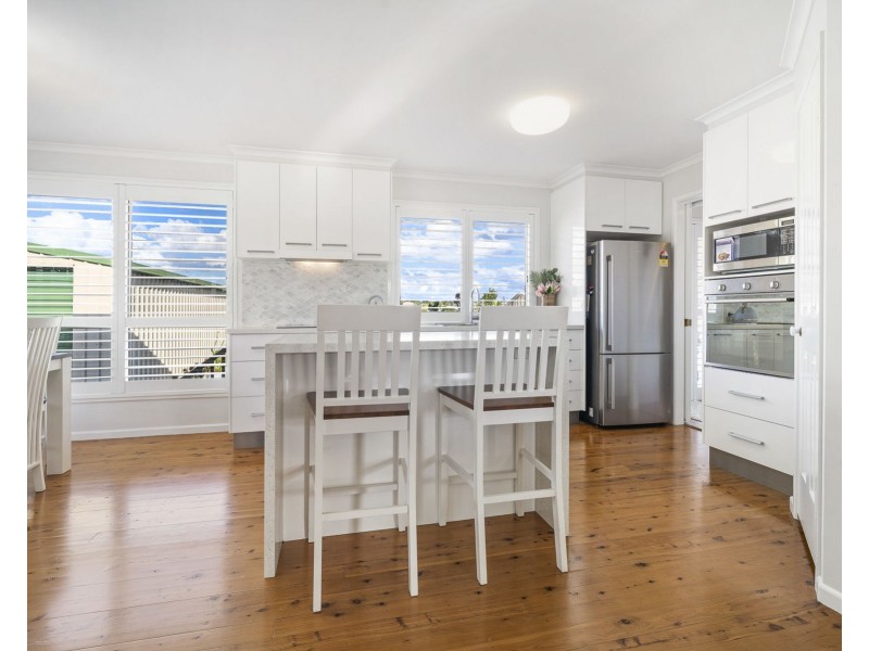 360 McDougall Street, Glenvale QLD 4350
