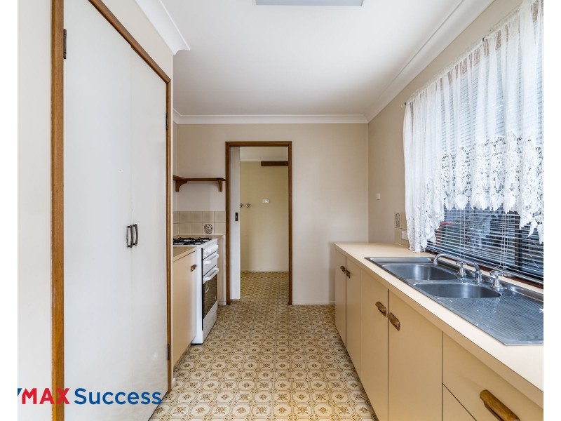 2/37 Agnes Street, Centenary Heights QLD 4350