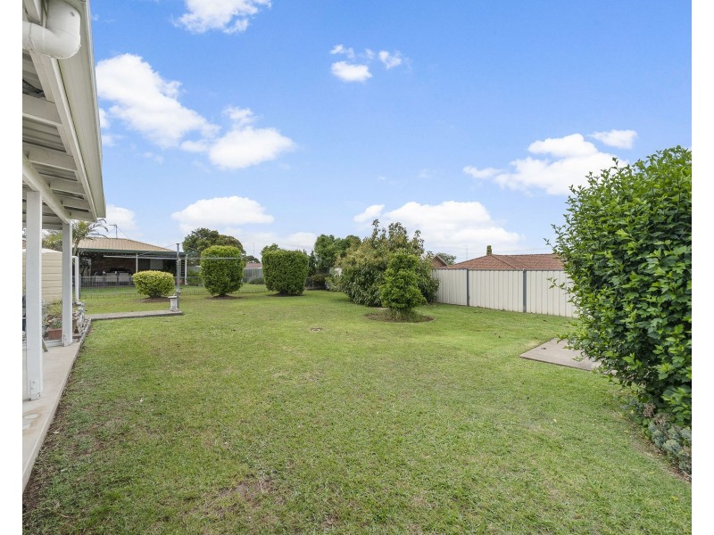 14 Poinciana Street, Newtown QLD 4350