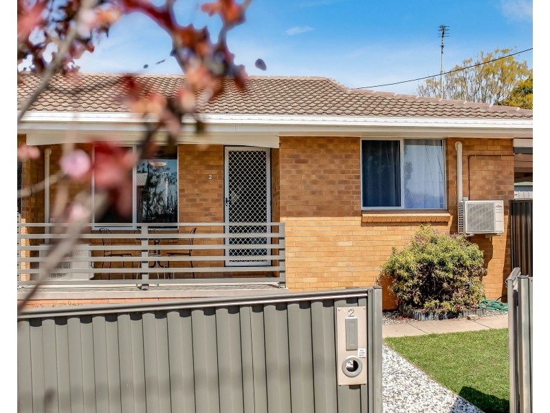 1-3/2 Tame Street, South Toowoomba QLD 4350