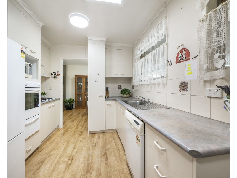 28 Perina Street, Wilsonton QLD 4350