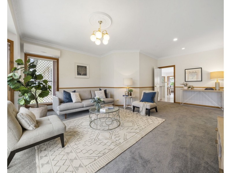 10 Clegg Street, Darling Heights QLD 4350