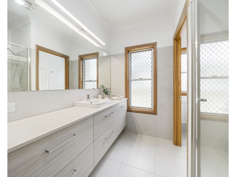 10 Clegg Street, Darling Heights QLD 4350