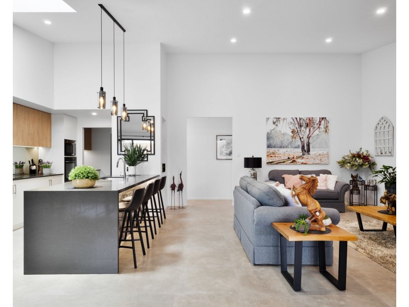 56 O’Neill Circuit, Kearneys Spring QLD 4350