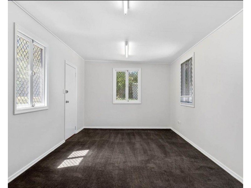 22 High Street, Rangeville QLD 4350