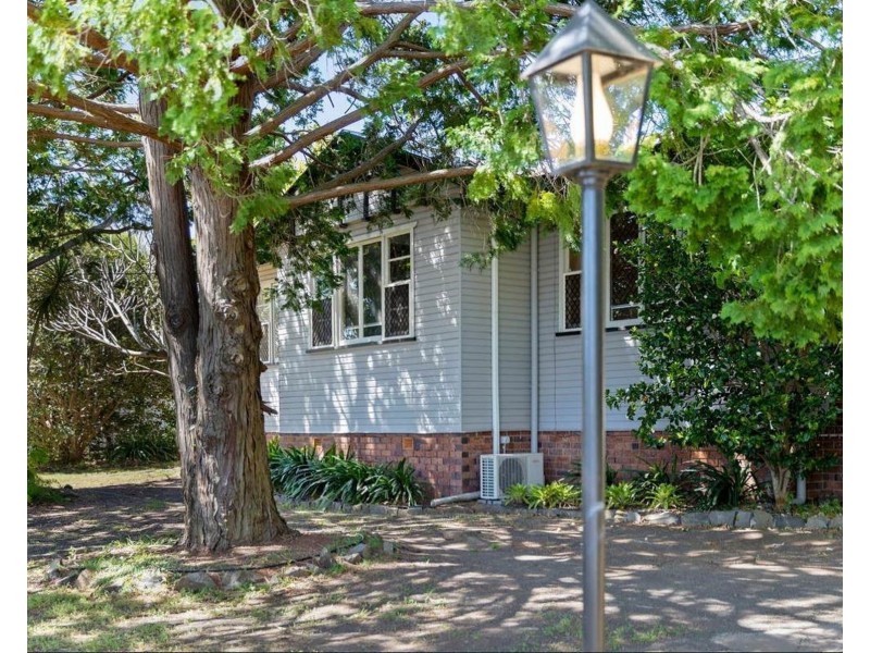 22 High Street, Rangeville QLD 4350