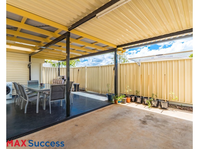 273A Geddes St, Centenary Heights QLD 4350