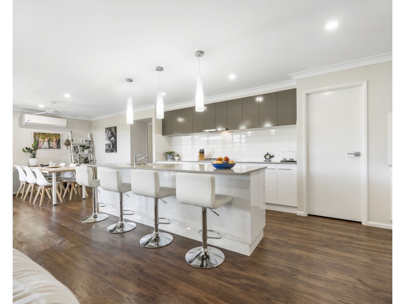 30 Sunshine Way, Kingsthorpe QLD 4400