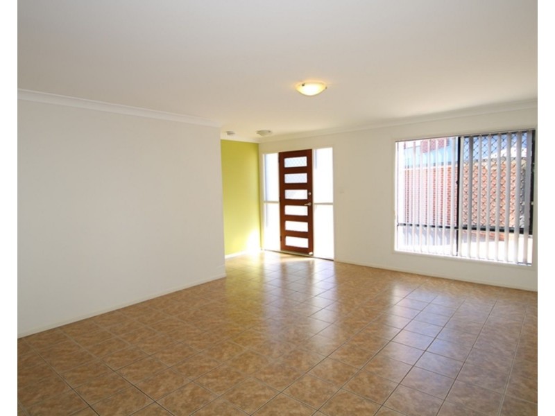 3/1 Ware Court, Darling Heights QLD 4350