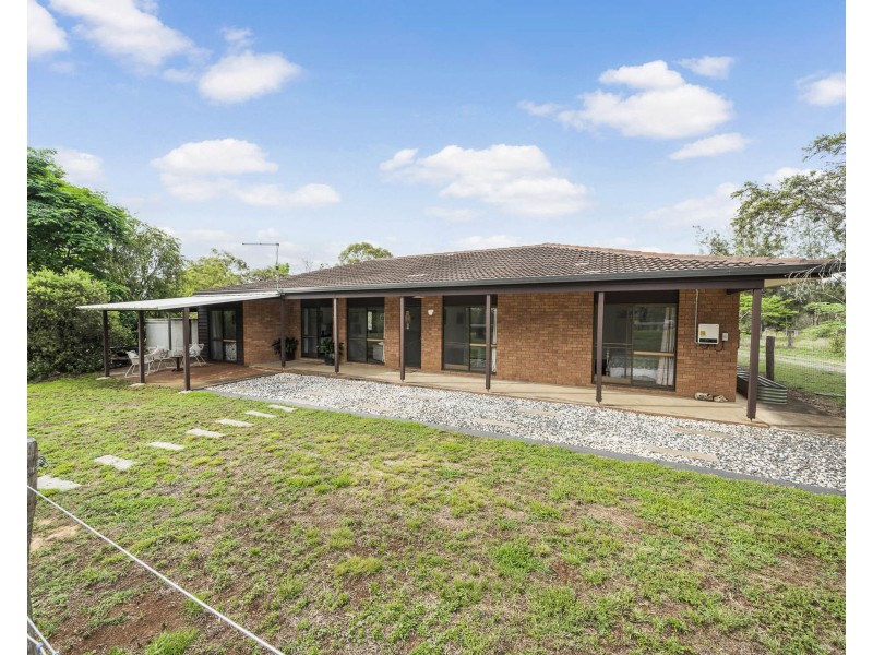 26 Karina Street, Placid Hills QLD 4343