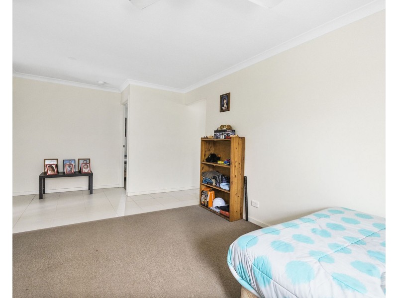 12 Farrer Street, Cranley QLD 4350