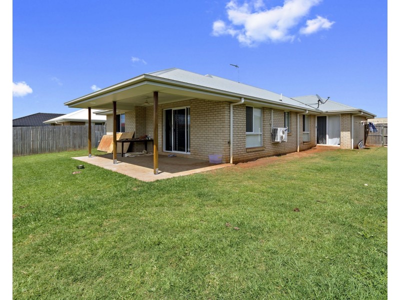 12 Farrer Street, Cranley QLD 4350