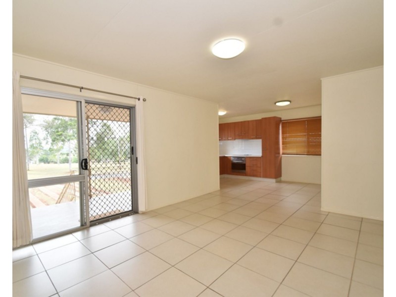 1/24 Wentworth Street, Centenary Heights QLD 4350
