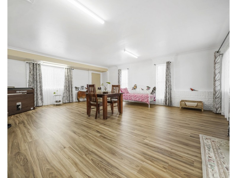 30 Werth Street, Oakey QLD 4401