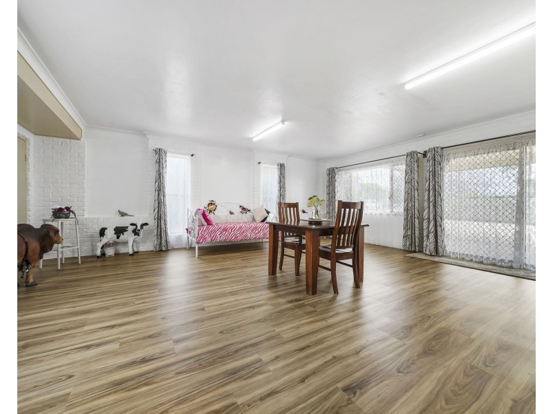 30 Werth Street, Oakey QLD 4401