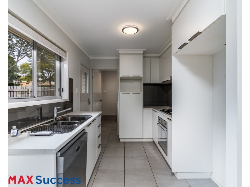 4/7 Gentle Street, North Toowoomba QLD 4350