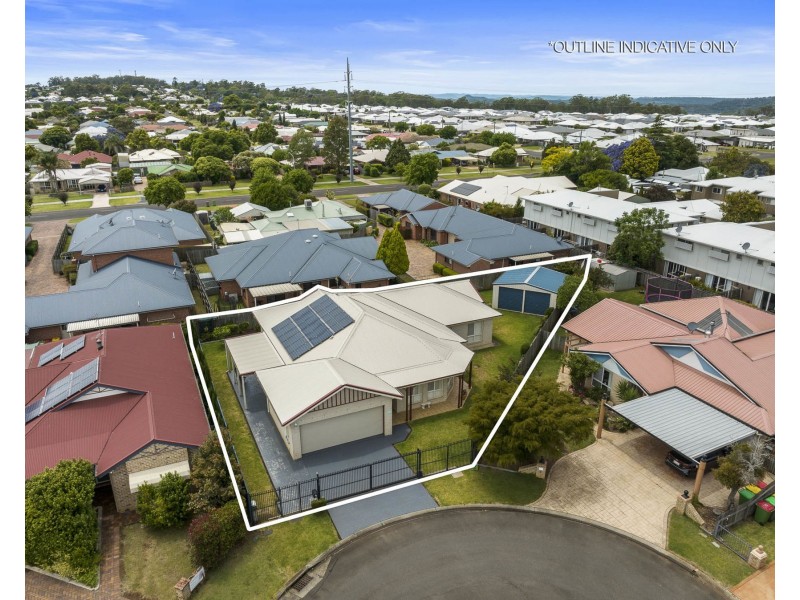2 Hennenlotter Court, Kearneys Spring QLD 4350