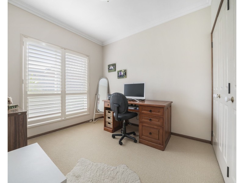 2 Hennenlotter Court, Kearneys Spring QLD 4350