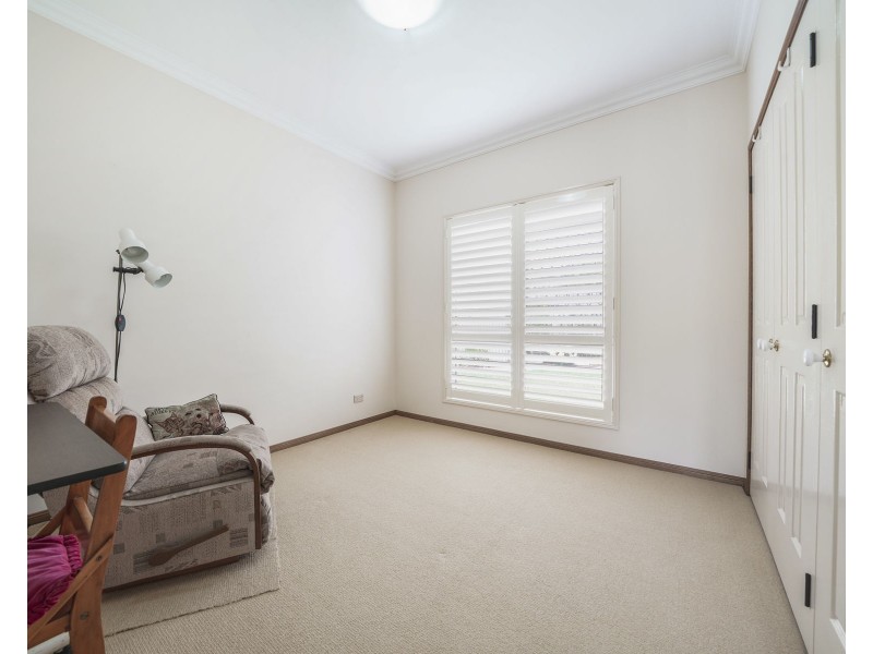 2 Hennenlotter Court, Kearneys Spring QLD 4350