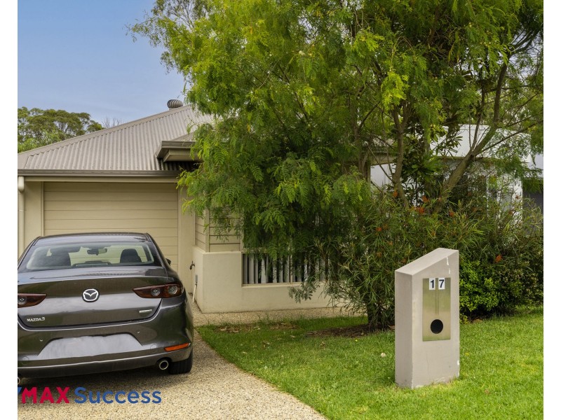 17 Carlin Street, Glenvale QLD 4350