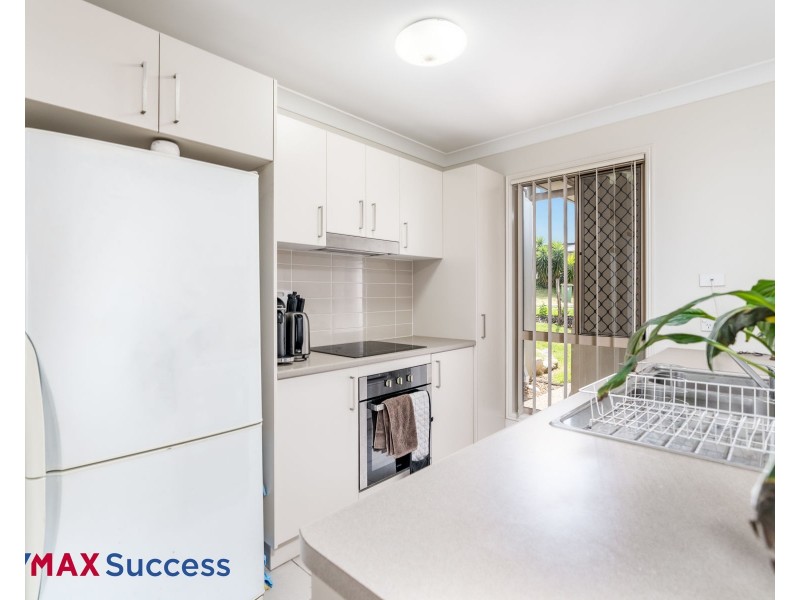 17 Carlin Street, Glenvale QLD 4350
