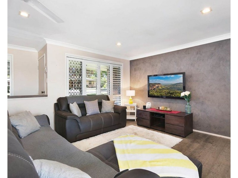 20 Hinkler Crescent, Wilsonton QLD 4350